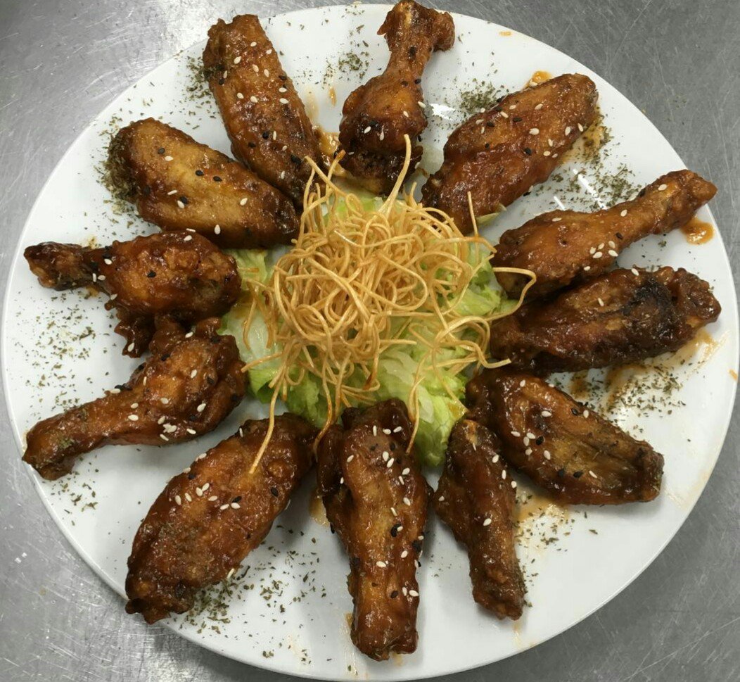 BoraRestaurant's tweet photo. Alitas de pollo en salsa de barbecue #bbq 😋ven a degustar! #Panama #pty #panamacity #BuenViernes  #FelizFinDeSemana https://t.co/r33uxsMvKv