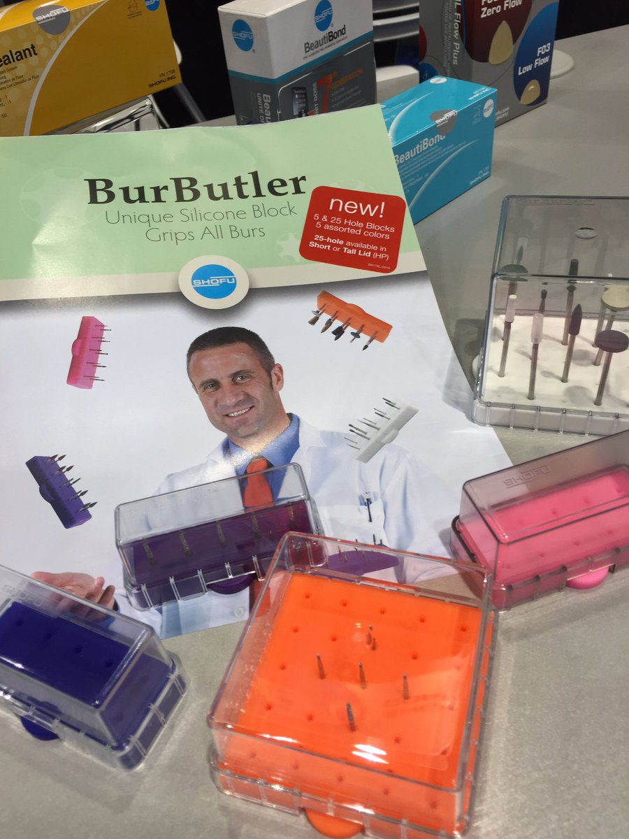 HazelHendymba's tweet photo. Visit 2811 Chicago mid winter @dentalorganiser #dental #midwinter16 https://t.co/rgamG4wvDQ