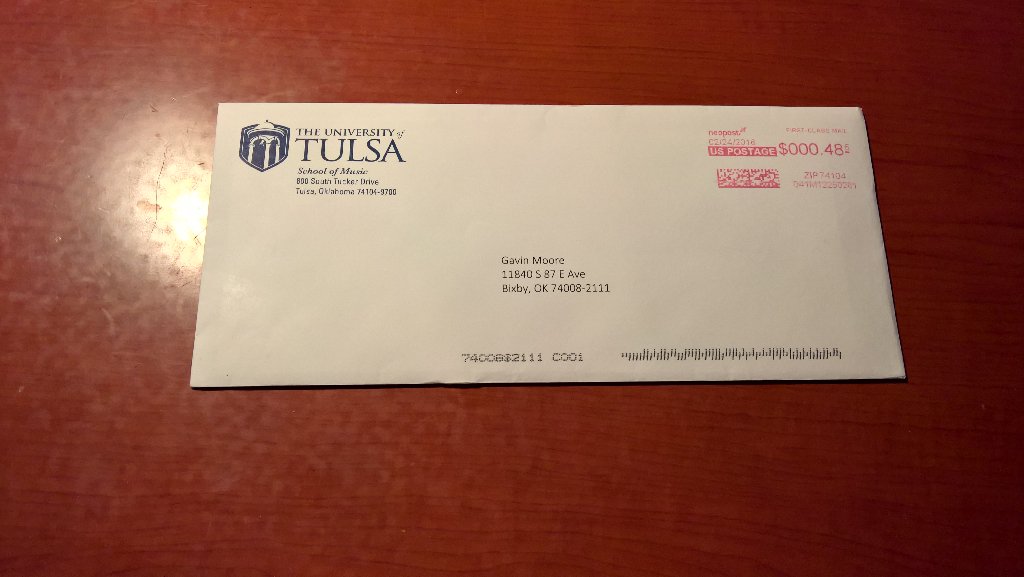 TangibleOrange's tweet photo. What's in the letter?? https://t.co/TqT9QD0Edv