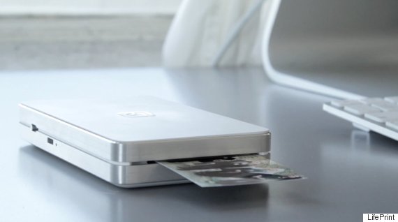 HPShopping's tweet image. This beautifully simple gadget reminds us how powerful a physical photo can be huff.to/1T0S9zt