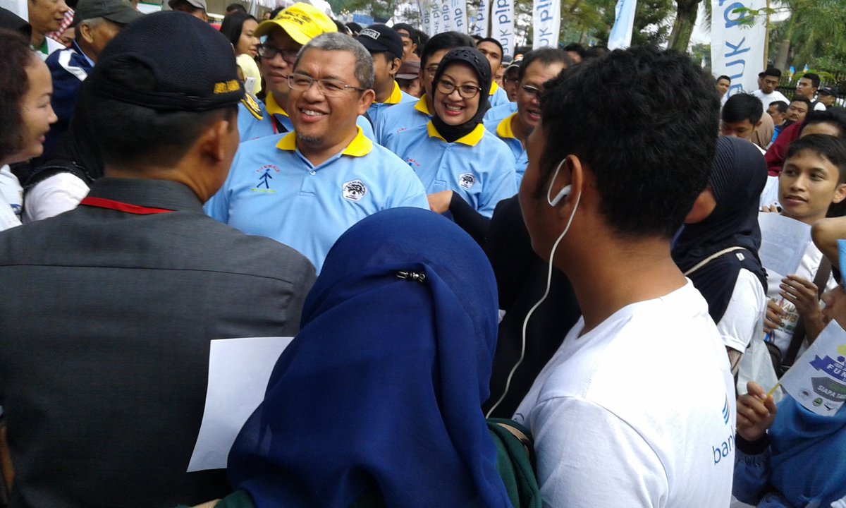 lanifitriii's tweet photo. Pa Aher aja semangat, masa kamu engga #funwalkiseibdg https://t.co/XMzGpfWGIX