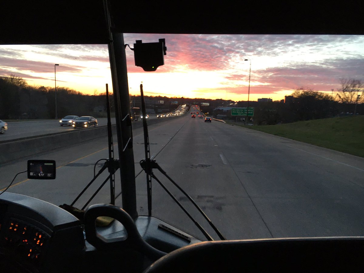 wrendoug's tweet photo. Saw both the sunrise and the sunset onthe bus today! #longday #apacheswin #dinnertime https://t.co/iDvAk262E9