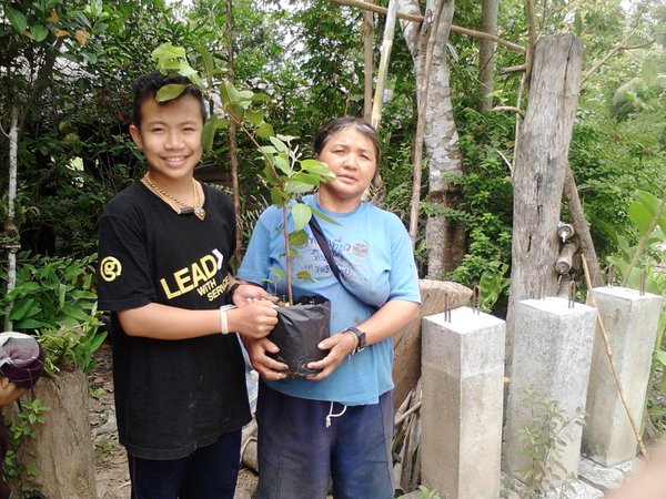 Living_Hillcnx's tweet photo. Greeting from Thailand, regards to my project  #GTree is carry on next rain season. #gadv @gadventures @GAdv_Xarly https://t.co/hzySogzyq8