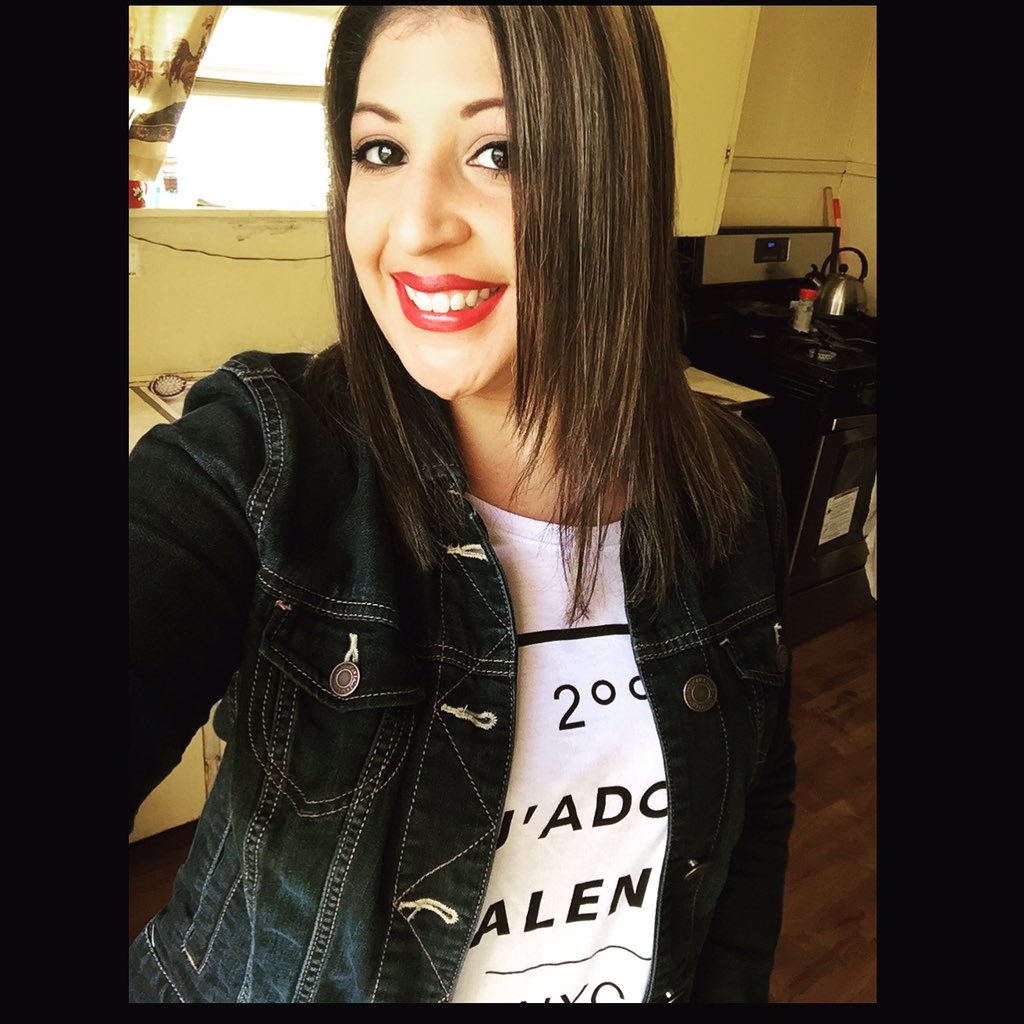 kpena3's tweet photo. On Fridays I wear @WearValentin always supporting and reppin my fav @iamValC. #Valenteam #wearvalentin #style ππ https://t.co/UALOvy7jro