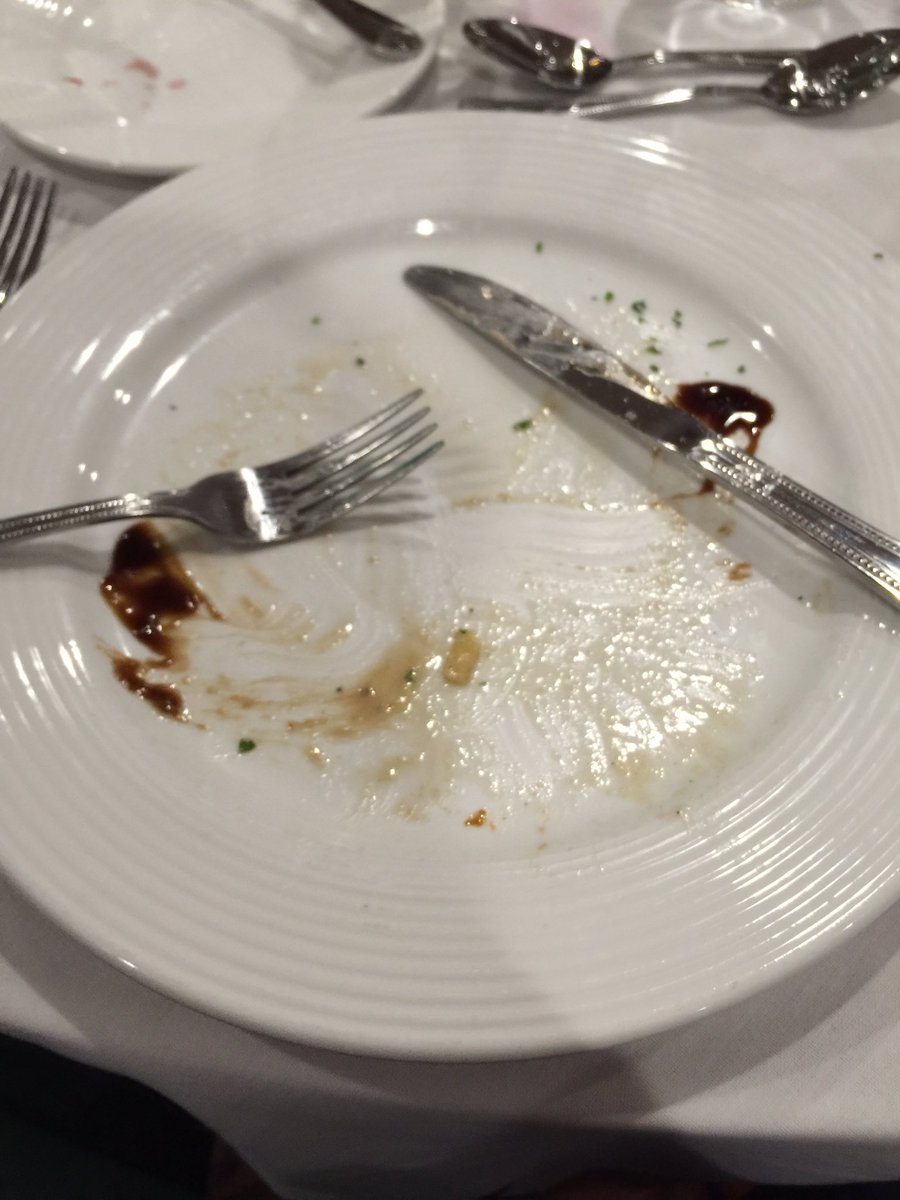 McScrooges's tweet photo. Amazing food #WhoKnew @HolidayInn Cedar Bluff Great wine dinner with #beveragecontrol! https://t.co/e1tg0yG0Lh