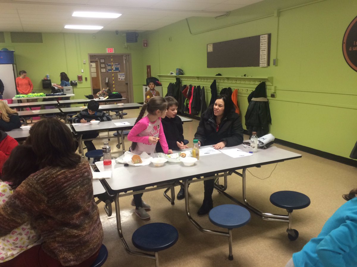 BuckleyBobcats's tweet photo. Lots of fun at game night! https://t.co/PnjyQ8GPaS