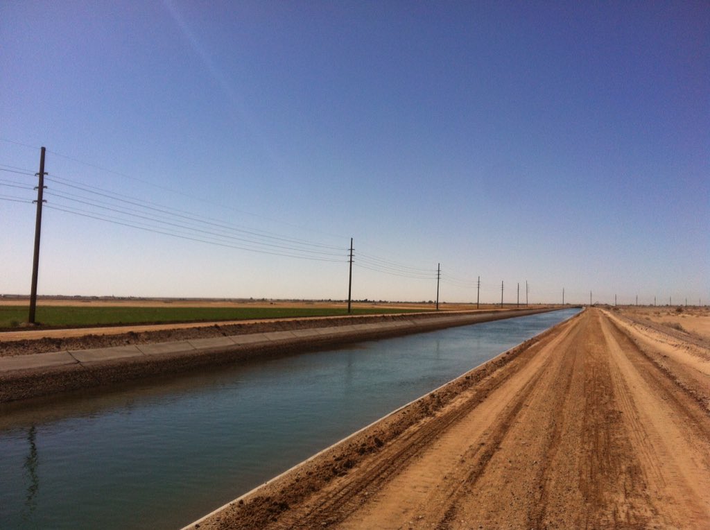 AliCatArt's tweet photo. Final destination, Yuma. Definitely #NotOttawa https://t.co/VognT4wpI4