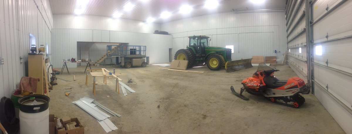 Simps_3's tweet image. Starting to come together, hope to be done soon to get ready for #plant16 #shopbuild