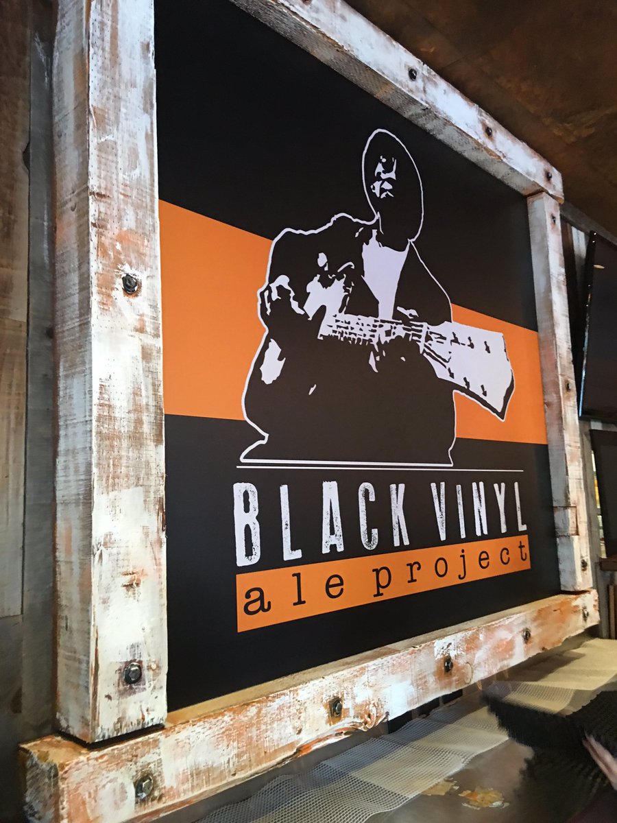 BoneshakerBrew's tweet photo. We are now officially @BlackVinylAle just in time for #FacePlant iiipa released or #SBW2016  come get it! https://t.co/zYqMpSlGGR