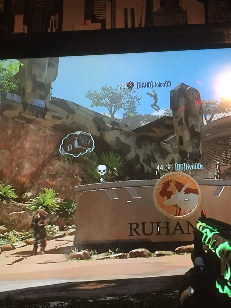 Crash landing #BlackOps3 #safeguard #hunted