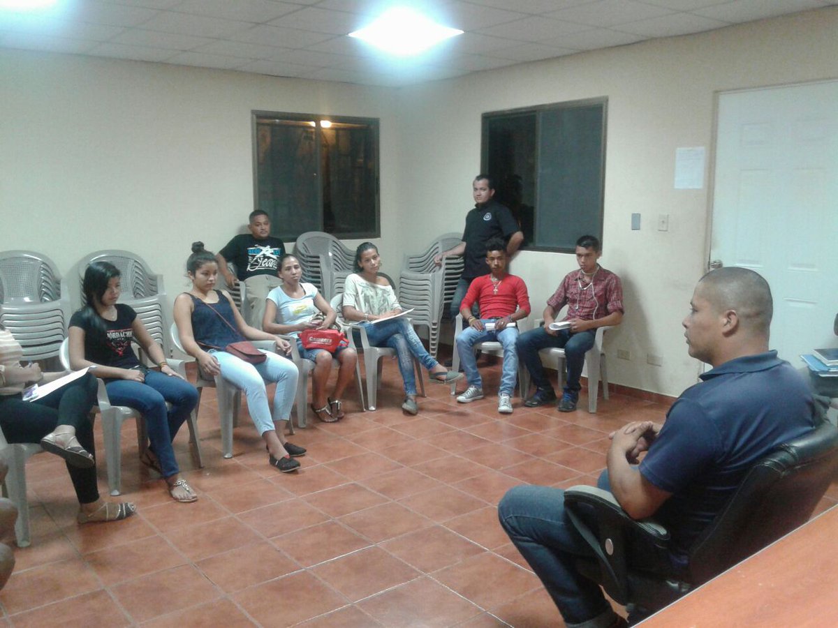 Sinaproc_Panama's tweet photo. Nos preparamos para una nueva Base de Voluntarios en Gualaca, Chiriquí
#FuerzaNaranja https://t.co/Fd5DygZrJe