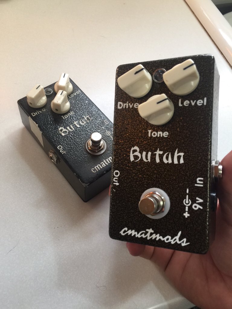 Killmamaband's tweet photo. just recieved my new replacement pedal! Seriouslythe best overdrive pedal!Thanks @CMATMODS #killmama #killmamaontour https://t.co/3Fj8G1McGo