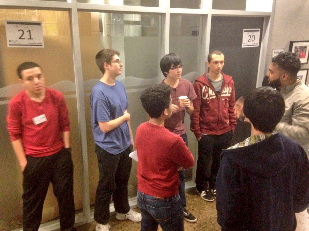 lsirois007's tweet photo. Team formation at #HHHamOnt2016 @HHHamOnt. It's sooo hard to choose! https://t.co/zHYxZfGUdC