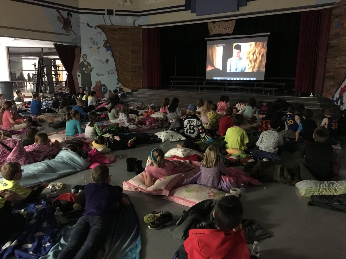 PattonAP's tweet photo. Popcorn and pillows and sleeping bags, oh my! #Goosebumps #PattonMovieNight #PattonPTA https://t.co/9Jhq21ihgf