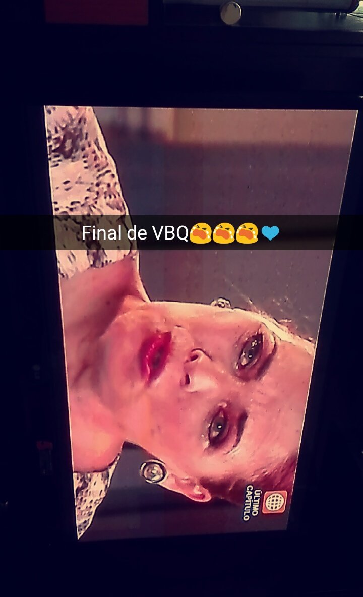 HillaryStyles23's tweet photo. Wouuu #GranFinalVBQ💙💙 https://t.co/x3mH9ud4PJ