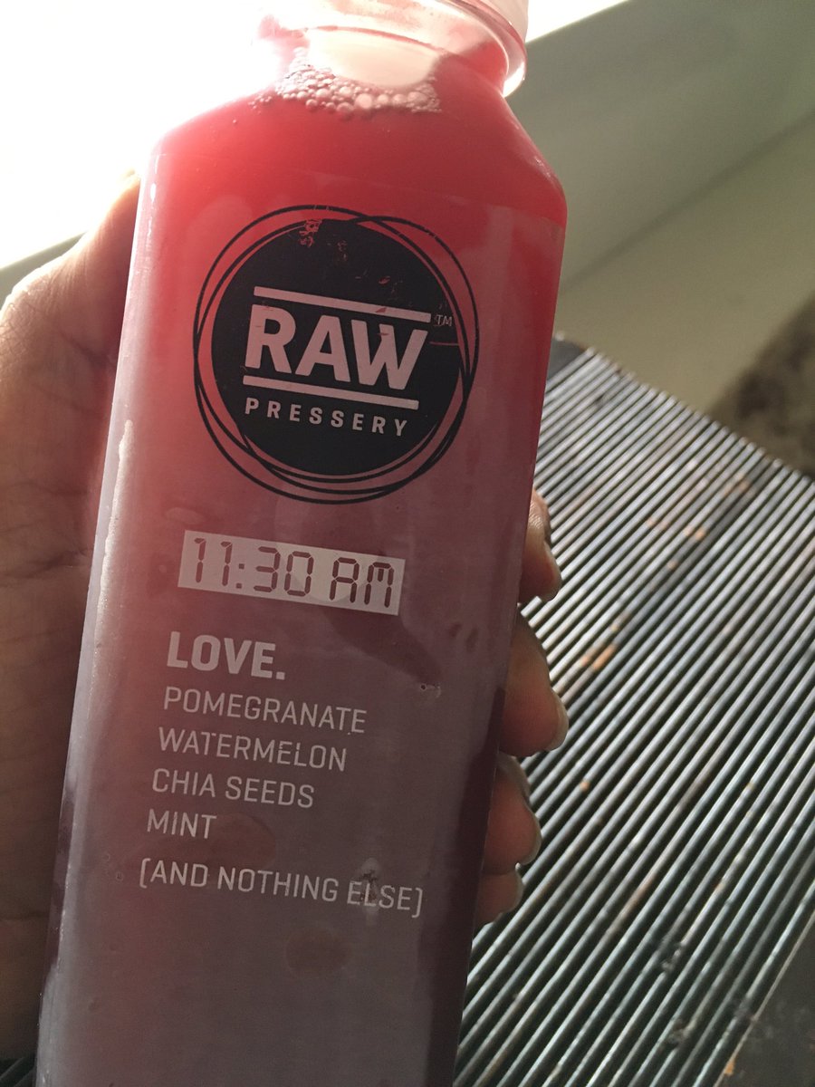 RashmiPutcha's tweet photo. 2nd for the day. Fruits in it this time around. Love the chia seeds. #CleanseDay1 #ColdPressed @RawPressery https://t.co/97FADN40n8