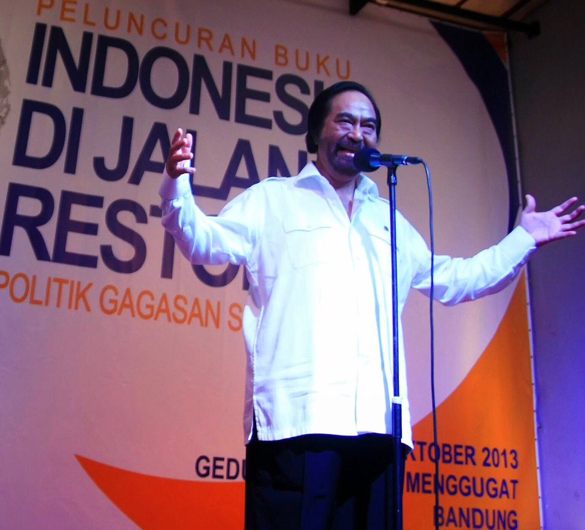 andimahmud82's tweet photo. Restorasi Indonesia Adalah Perubahan Pola Pikir Masyarakat Indonesia Dari kepura-puraan Menjadi Ke Terus Terangan. https://t.co/HilVuxdLhq