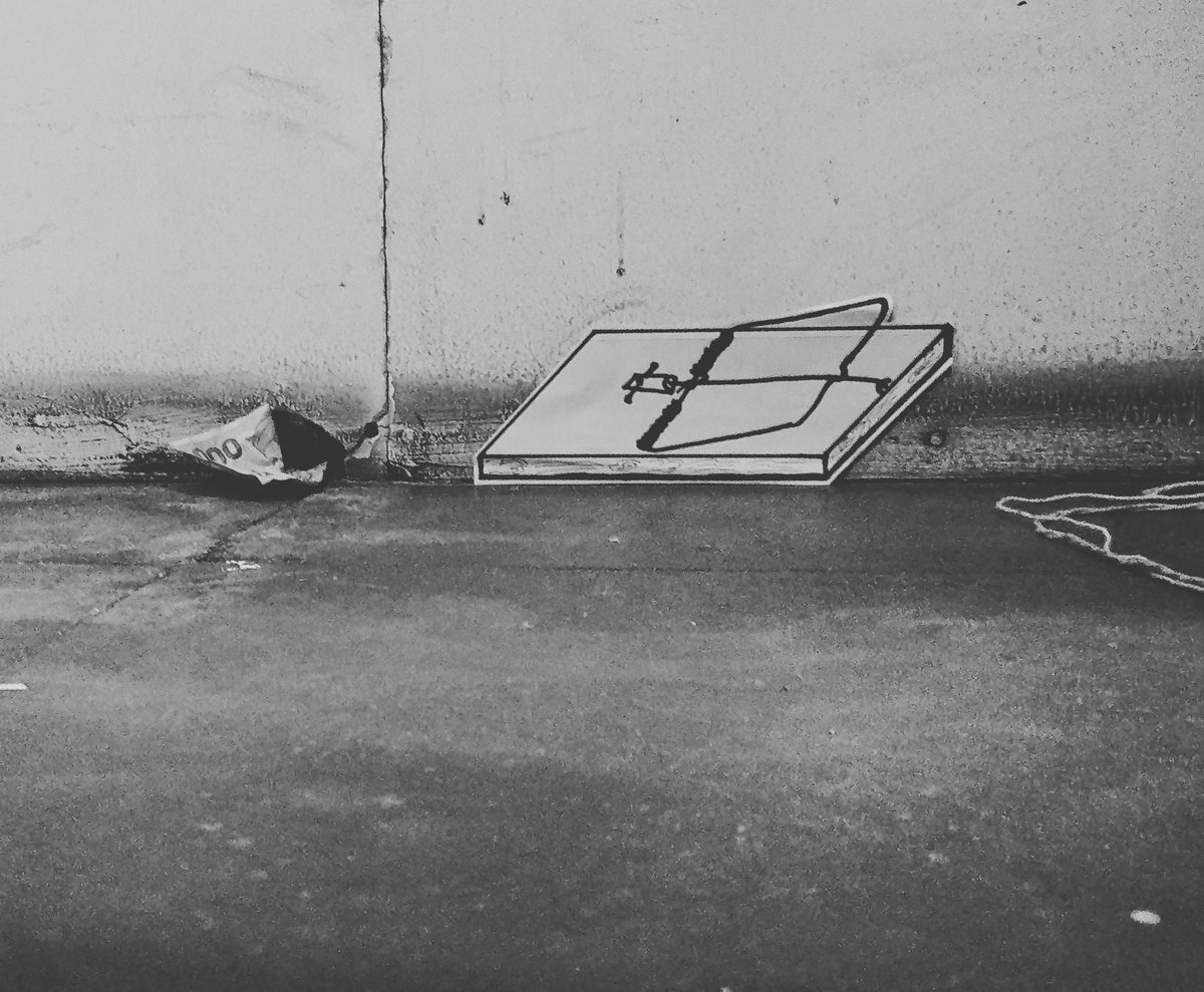 NiweVisual's tweet image. #mousewanted #mouse #wanted #koruptor #culture #cultureremove #niwevisual #wheatpaste