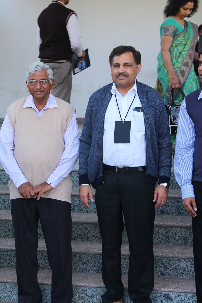 topazskit's tweet photo. Prof S.K Bhatanagar with Prof P.K Khanna #eweek2016 #day7 @nenindia @maneeshakaushik https://t.co/O19HP7kIg2