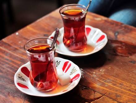 Q2C4N's tweet photo. Abi 2 açık çay /// yok yok sen şunu 3 yap 3ncü kimemi beni favori retwit yapmaya gelsin #erkencitayfa #tombalahtayfa https://t.co/LSQzfYlpSp