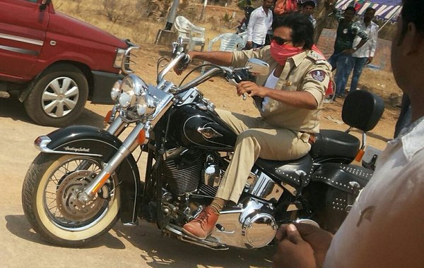 MaheshGinugu's tweet photo. #PowerStarrr.....#SardaarGabbarSingh https://t.co/7myvJvR0UU