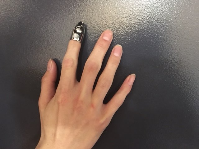 Yoshiko Creation Ycist 義指リング 28 080 メンズに合わせて爪の形も短めです 調整なしで人差し指 薬指に付けた方にはお勧めします Yoshikocreation Soloist T Co Et06vkqgui