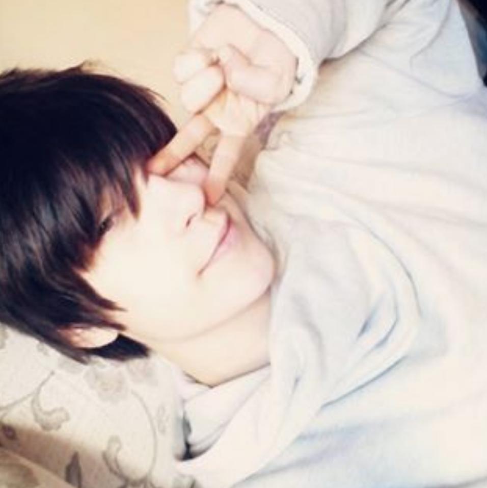 Tried to be kawaii// failed :c