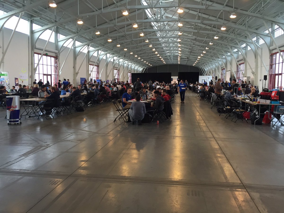 hashtagserg's tweet image. #LaunchHackathon happening now in SF. I love how there&apos;s so much stuff going on here. Prize is $200K+ investment
