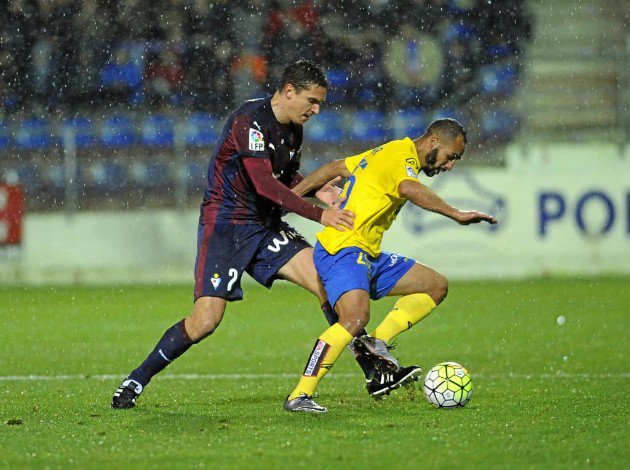 Cuplikane's tweet photo. Cuplikan Gol #Eibar vs Las Palmas Skor 0-1 - https://t.co/Q1rvBjIyNu - #LaLiga - #LasPalmas https://t.co/SZom0nr25V