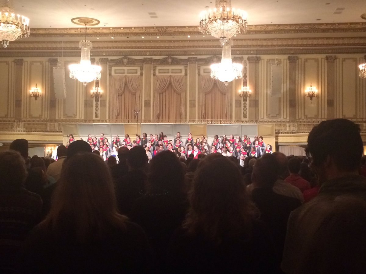 GVSU_ACDA's tweet photo. @VoiceOfChicago delivered such an inspiring performance tonight and had the entire audience on their feet! https://t.co/UlJSUjqTHT