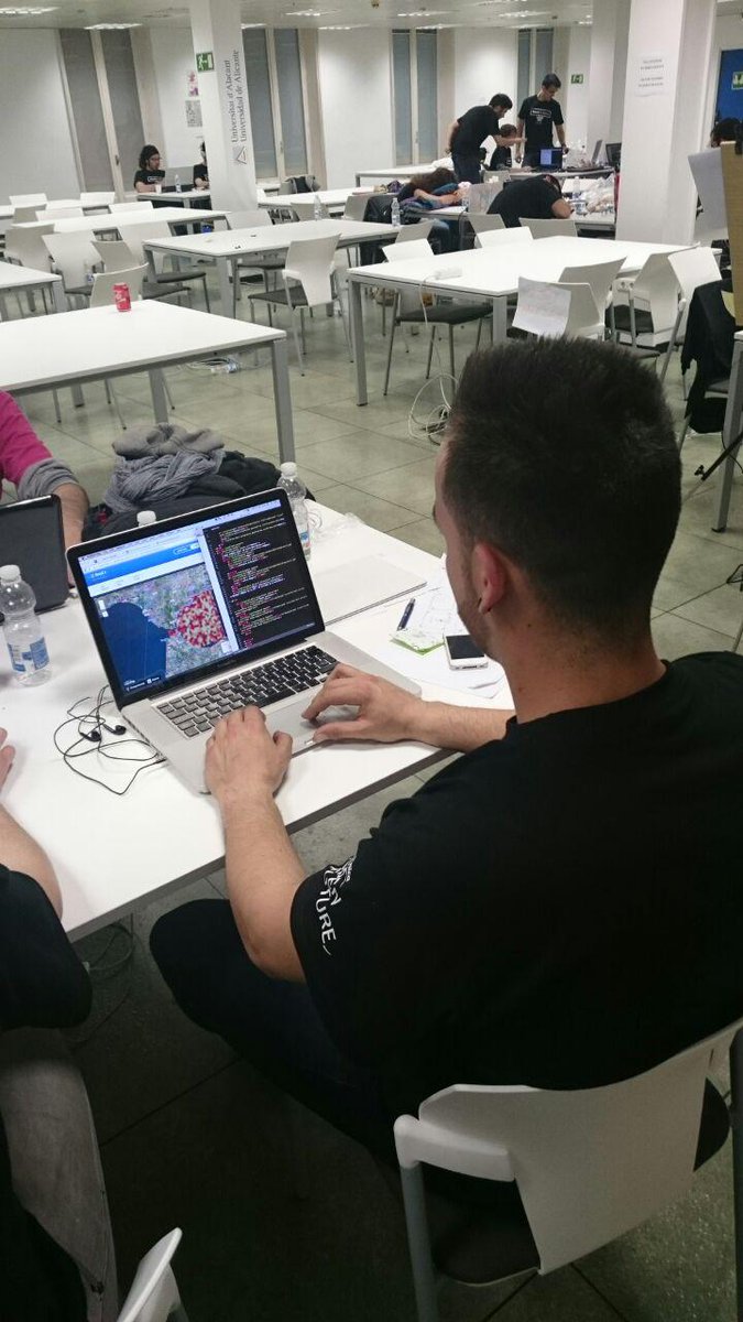 hackforlife2016's tweet photo. #ElseñorParipe #hackforgood https://t.co/JQA30Ajhcc