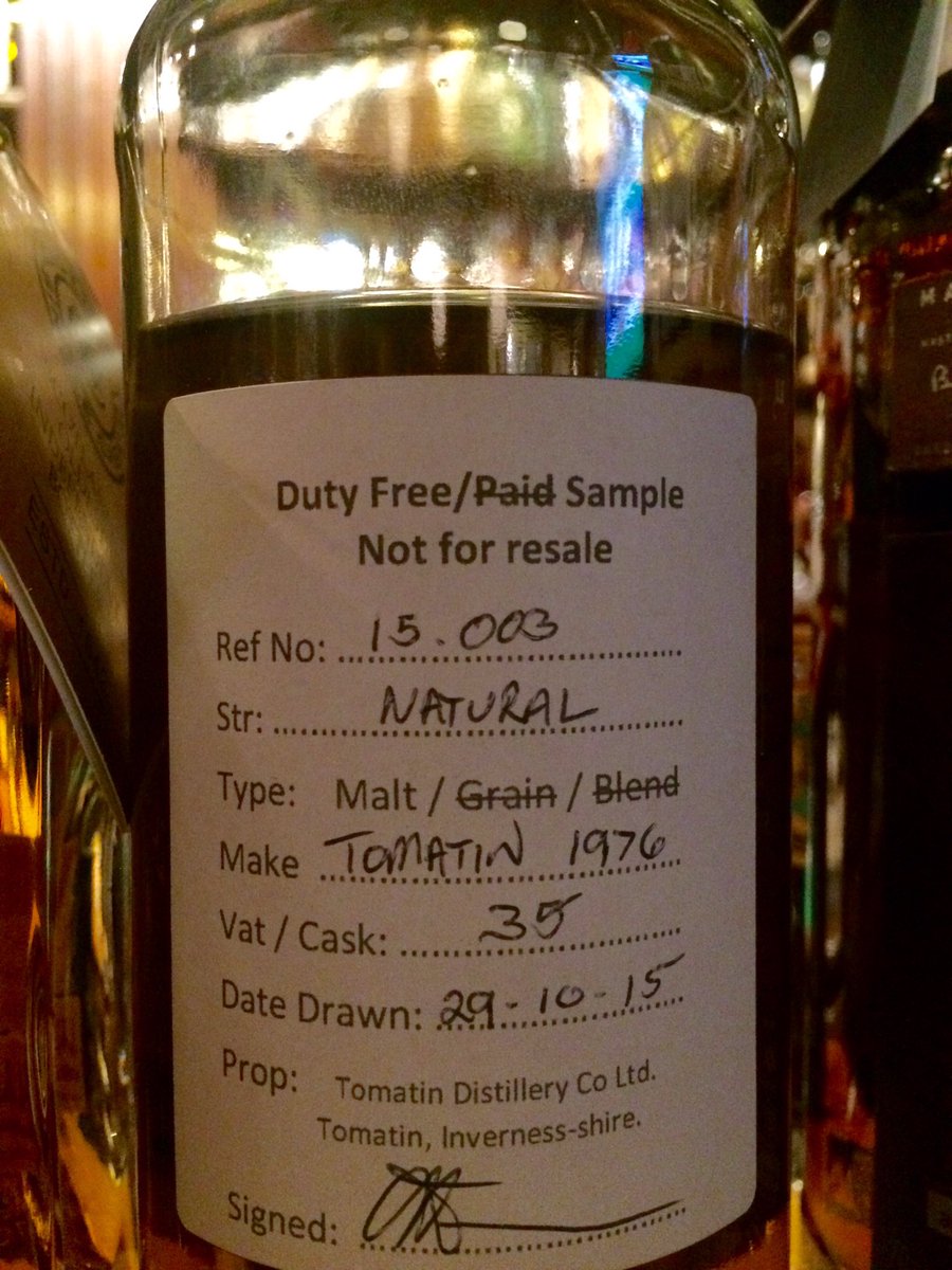 jarkawi99's tweet photo. Whisky 6 @Tomatin1897 1976 paired wth Petite Fleur. Absolutely Superb dram!  Tropical fruits. My favourite so far! https://t.co/BZWKv7kjUA