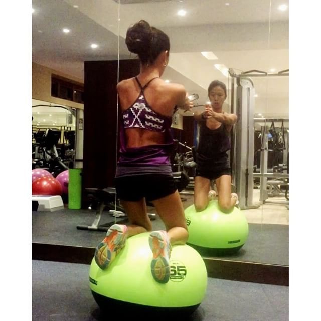 roxyjapan's tweet photo. Dry #training #excerciseball #workout done. #roxyfitness #roxylife @okinawajudy
https://t.co/0L5Epiq9oo https://t.co/qwk0pOFrrt