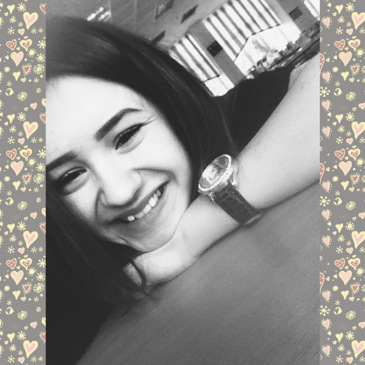 tsarevaa1's tweet photo. #instapicsize школавредитнашемуздоровью#👸💀✋ https://t.co/7dSY0m2Amz