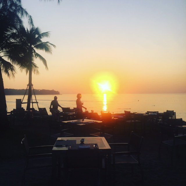 OutriggerPhuket's tweet photo. Sunset bliss, join us for Seafood BBQ at the beachfront #outriggerway https://t.co/1Pu4VzfRvy