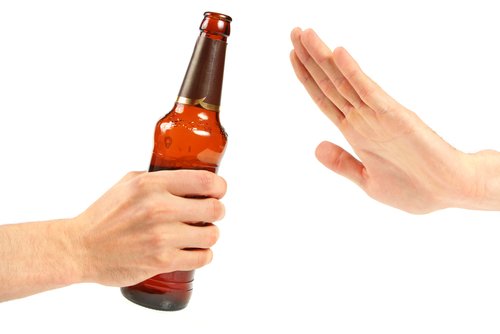 MeehabApp's tweet photo. Even the most committed of us need reminders: "10 Reasons Why I No Longer Drink #Alcohol" https://t.co/vax32jidO8 https://t.co/hJ0cgLZgks
