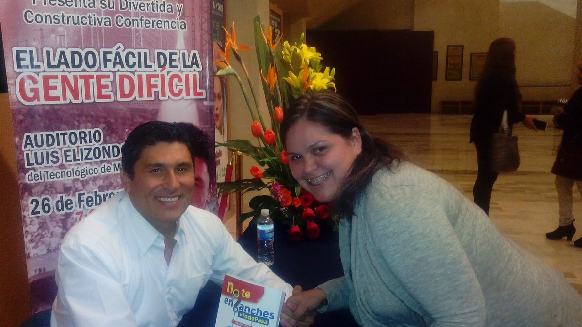 doany_hdz's tweet photo. @drcesarlozano muchísimas gracias!! Que voz tan bonita :) #mesaluda a @GalileaMontijo :D https://t.co/w67oWDFooD