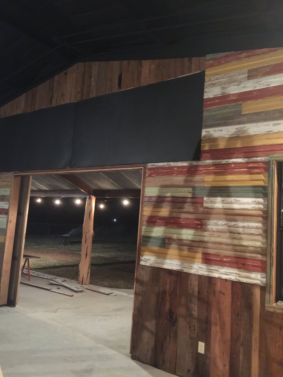 WarrensBackyard's tweet photo. Here is a photo of the inside of the barn at Warrens Backyard. Will have our website up and running this week! https://t.co/XZJTCZZ2Pz