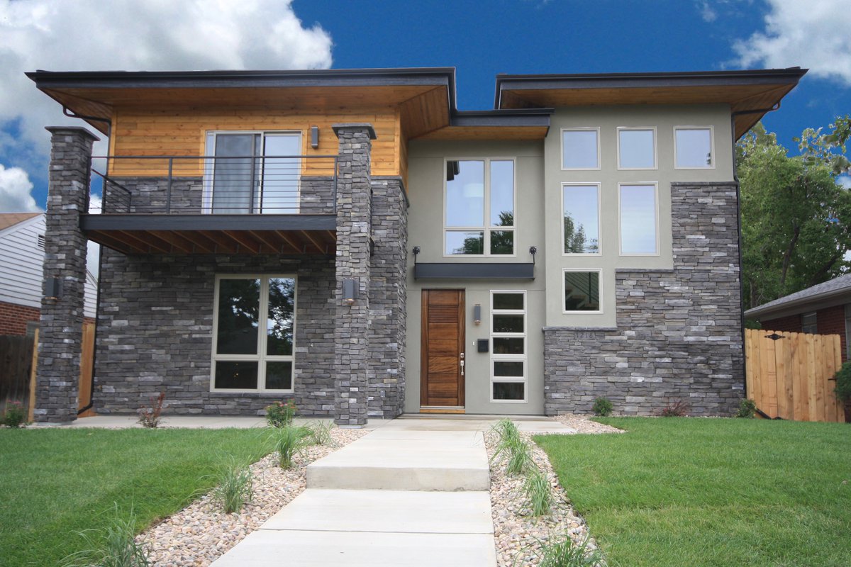 MAG_Builders's tweet photo. #JUSTLISTED in #CoryMerrill - #1630SMilwaukee #HeritageDesign #MAG #MAGBuilders https://t.co/GB6It9xEgz