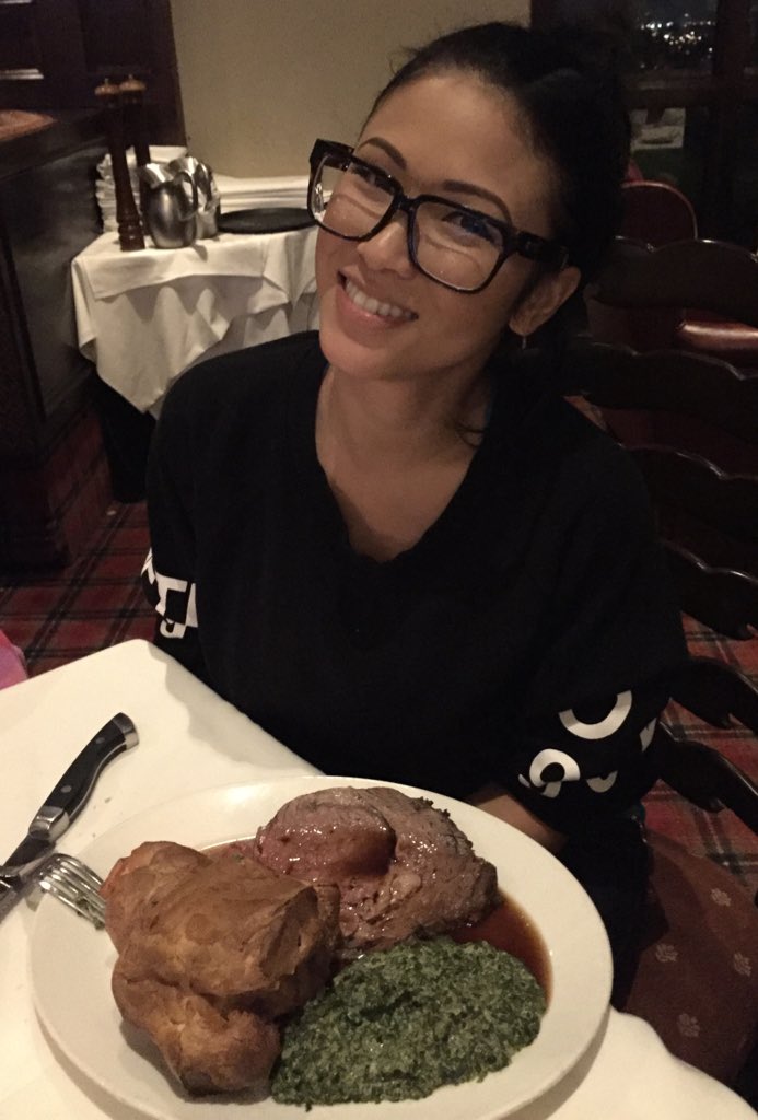 ihrtmichelleyee's tweet photo. Much needed date night with daddy @kyletakashi #ourromance #iloveyoudaddy https://t.co/PFWH0yzPEK