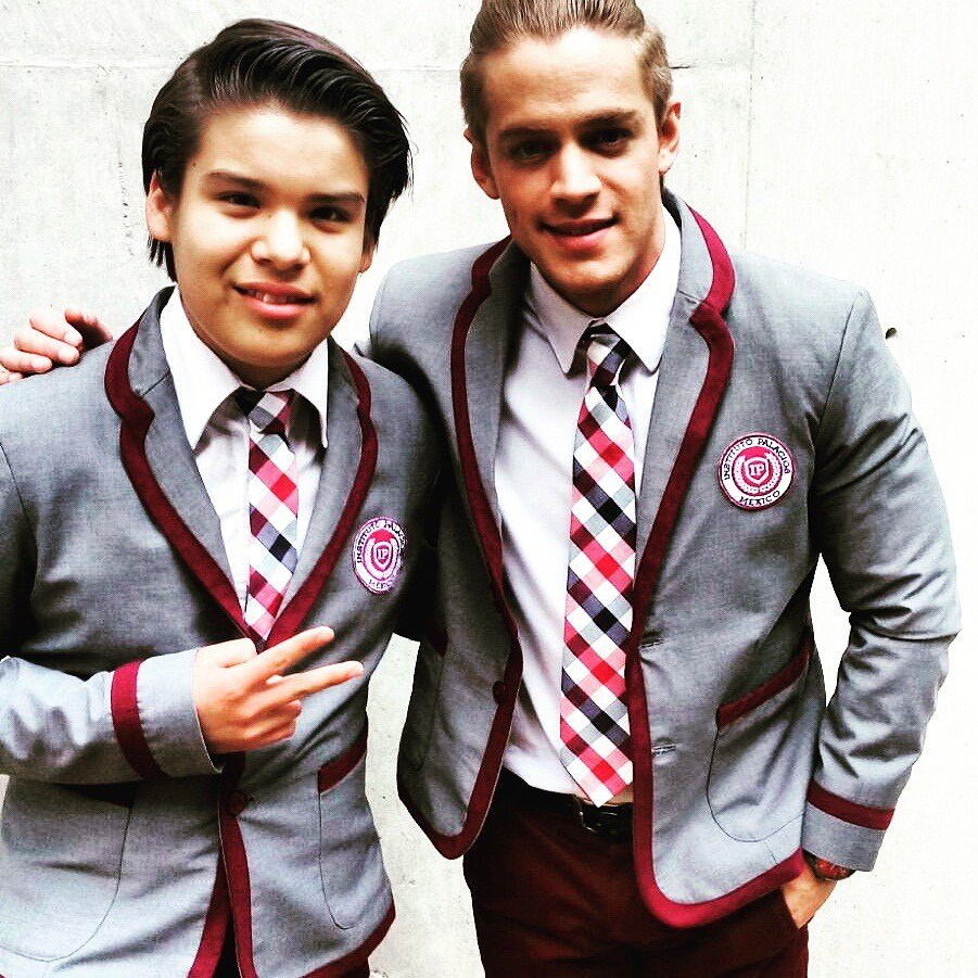 oyebrou_a_q_ll's tweet photo. Con @Polo_Morin https://t.co/5HbuJ8Rp2n