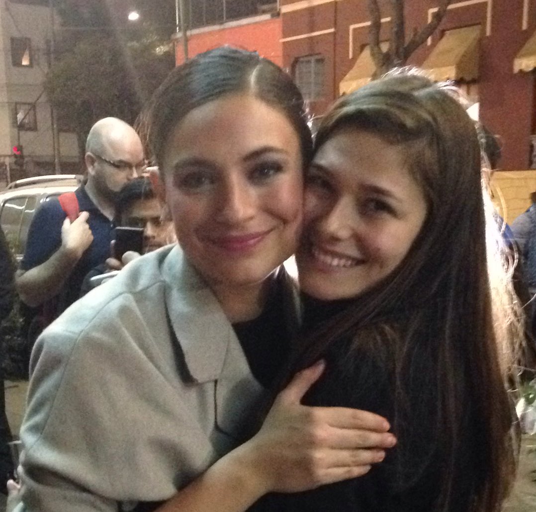 VitoriaClaro's tweet photo. Gracias mi niña bonita por todo, simplemente por TODO! @anabrendac https://t.co/GAgW88ZtDk