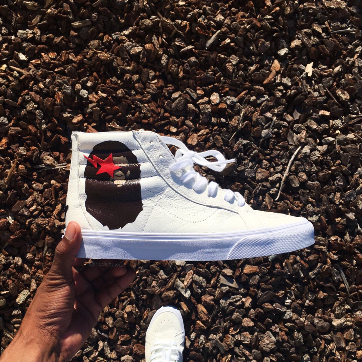 Armandwesley's tweet photo. Bape X Vans X Made By WES https://t.co/fe78pJwz7k
