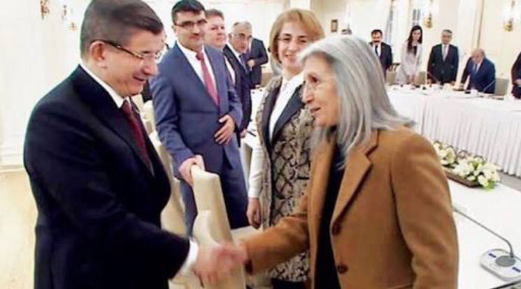melisalphan's tweet photo. Teleferik, kapalı galeri, ağaç dikimi..
Verilen sözler Artvin'i kurtarır mı?
Hayır çünkü...
https://t.co/6cdHW4BYpP https://t.co/RBMhpyFmYm
