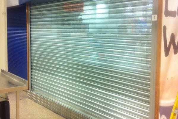 Alert4Shutter's tweet image. #GlassShutter #RepairNorthLondon 
alert4shutter.co.uk 
Contact. 07730286838