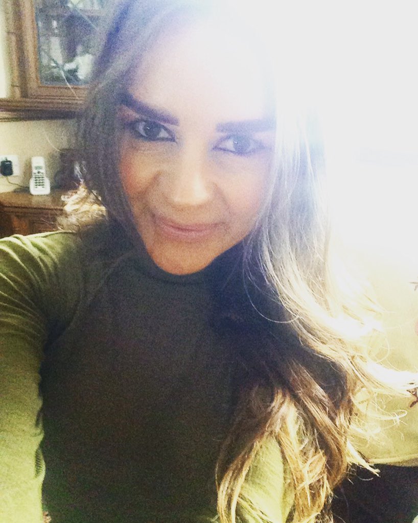 clairelouiseb11's tweet image. Saturday morning sunshine #springisapproaching 🌾🌸☀️