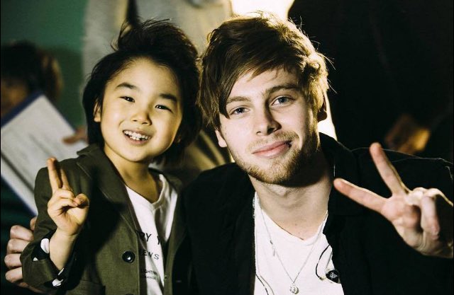 5sosnchill's tweet photo. @Luke5SOS @Michael5SOS @Calum5SOS @Ashton5SOS @5sos || this gives me life #mini5SOS https://t.co/08VMyFZ2Gy