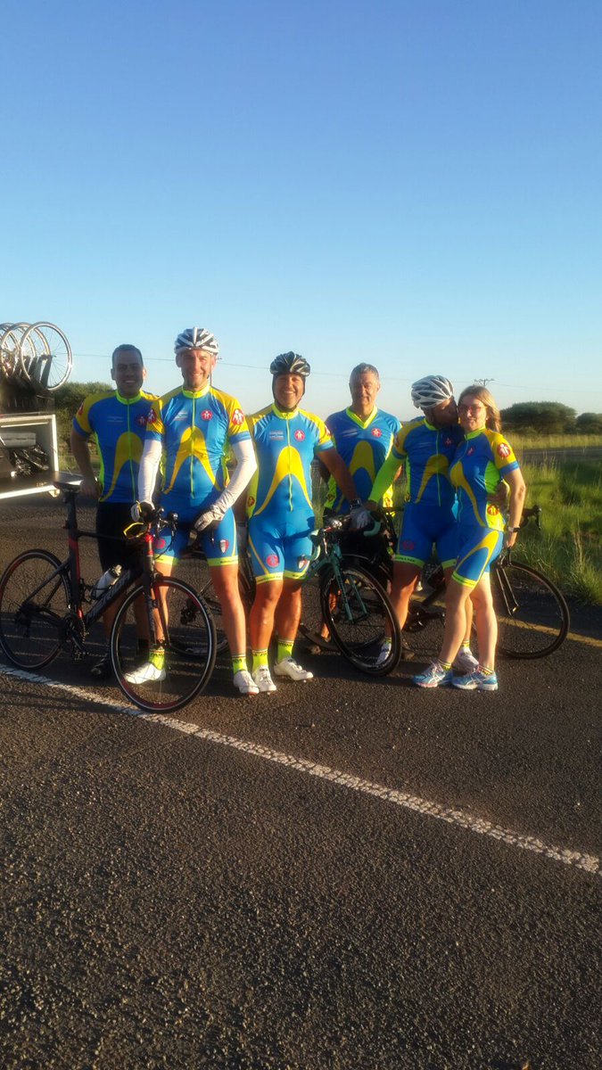 MuscleRiders's tweet photo. #JHB2CT New day, new cycle kit! https://t.co/d5hgI74p3V