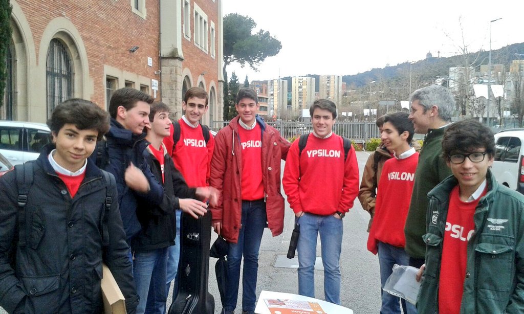 ViaroSchool's tweet photo. Molta sort per als 3 equips!!
-ViaroGears
-Ypsilon Viaró
-Xystici II
@FLLBCN_EUSS #fllbcn #trashtrek https://t.co/a74RNXWxDV