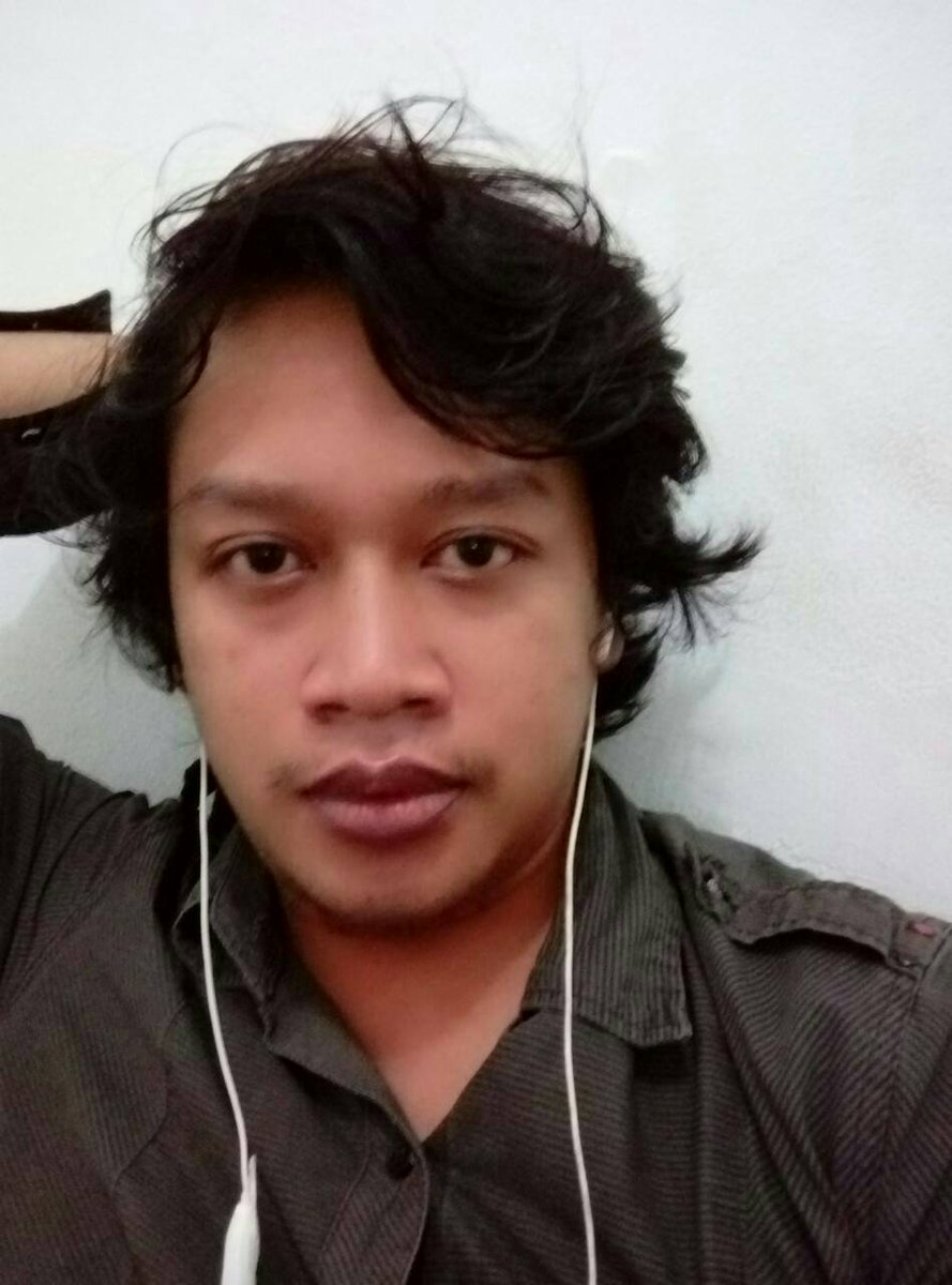 cewebayaran's tweet photo. Penjahat Kelamin - abis.pake escort ga bayar - hati2 buat para escorr bila bertemu bajingan ini. https://t.co/WN8dYeYYpE